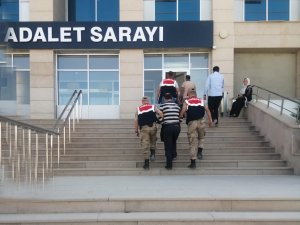 12 Yıldır Aranan Firari Şahıs Jandarmanın Dedektiflerince Yakalandı