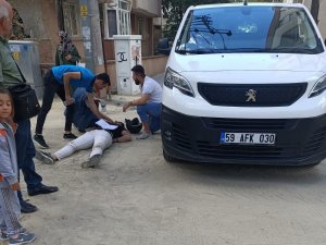 Tekirdağ’da Devrilen Motosikletin Sürücüsü Yaralandı