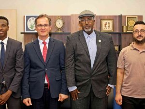 Somali Benadir Üniversitesi Heyetinden Çakü’ye İşbirliği Ziyareti