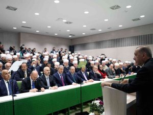 Cumhurbaşkanı Erdoğan, Bosna Hersek’te Müftülere Hitap Etti