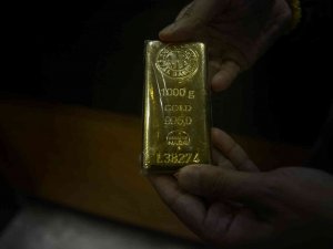 Gram Altın 1000 Liranın Altına Geriledi