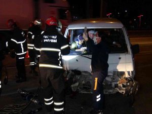 Babasının Cenazesine Giderken Kaza Yaptı, Eşinin Bacağı Koptu