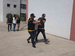 Motosikletli Kapkaç Zanlıları Tutuklandı