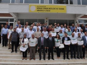 Bozüyük’te En Güzel Bahçesi Olan Eğitim Kurumu Belli Oldu