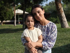 Azerbaycanlı Genç Öğretmen, Şifayı İ̇zmir’de Buldu