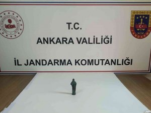 Başkentte Tarihi Eser Niteliğinde 400 Bin Tl Lik İnsan Figürü Ele Geçirildi