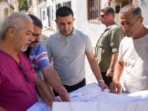 Başkan Ömer Günel ’Eski Kuşadası’nda İncelemelerde Bulundu