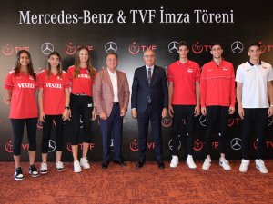 Mercedes-benz, Voleybol Milli Takımlar Ana Sponsoru Oldu