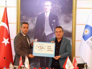 Antalya Büyükşehir Belediyesi Türkiye’nin İlk ’İklim Dostu Belediyesi’ Oldu