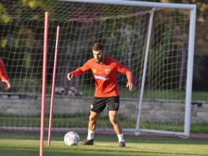 İ̇lhan Parlak: “3 Puanla Ayrılmak İstiyoruz”