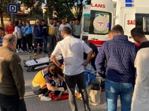 Otomobilin Çarptığı Kadın Yaralandı
