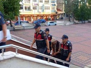 ’Kesik Baş’ Cinayetinde Çelişkili İfadeler Veren Kardeş Adliyeye Sevk Edildi