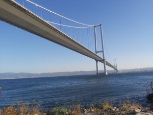 Osmangazi Köprüsü’nden Atlayan Şahsın Arama Çalışmaları Devam Ediyor