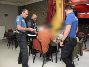 Polisten Yasa Dışı Bahis Denetimleri