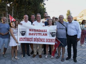 Kuşadası’nın 100’üncü Kurtuluş Yıl Dönümü Coşkuyla Kutlandı