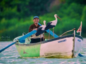 Yaren Leylek 11’inci Defa Adem Amca Ve Köyüne Veda Etti