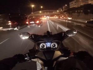E-5 Karayolu’nda Motosikletlinin Ölümden Döndüğü Kaza Kamerada