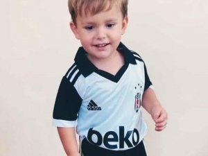 Tatilde Havuzda Boğulan Minik Yavuz’a Gözyaşı