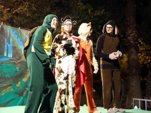 ‘Neşeli Orman ‘ Çocukları Eğlendirdi