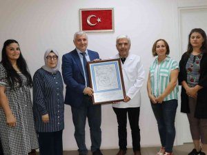Altınova Devlet Hastanesi’ne Bebek Dostu Hastane Unvanı