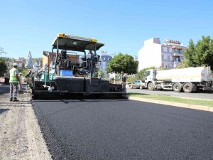Barış Manço Bulvarı’nın Asfaltı Yenilendi