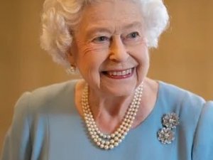 Kraliçe Elizabeth, Tıbbi Gözetim Altına Alındı