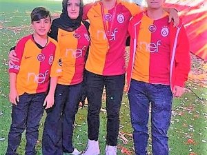 Galatasaray’ın Yıldızı Yunus, Anneannesinin Memleketi Buldan’a Selam Yolladı