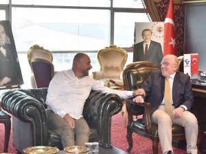 Başkan Togar Fakülte Kurulması İçin Temasta