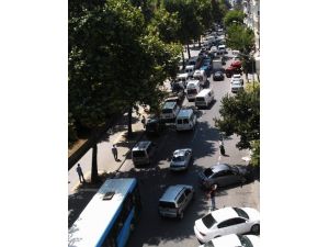 Trabzon’da Tatilciler Geldi, Trafik Yoğunluğu Arttı