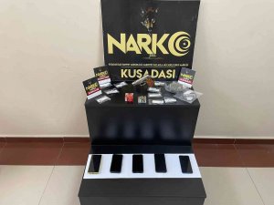 Kuşadası’nda Uyuşturucu Operasyonu: 3 Kişi Gözaltına Alındı
