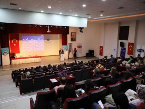 Konya’da Üstün Yeteneklilerin Eğitimi Ve Çocuk Araştırmaları Kongreleri Başladı