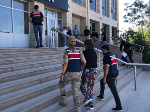 Uyuşturucudan 14 Yıl Hapis Cezası Bulunan Kadın Yakalandı