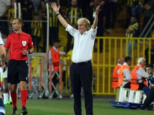 Jorge Jesus’tan Kaleci Bushchan’a ‘Yat’ Hareketi!