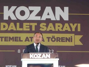 Adalet Bakanı Bozdağ: "Değil 81 Baro Herkes İmza Atsa, Kanuna Aykırı Davranmamı Kimse Bekleyemez”