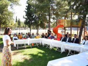 Aile Okulu Projesinde Eğitimler Devam Ediyor