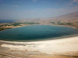 Kuş Cenneti Arin Gölü’nde Tehlike Çanları