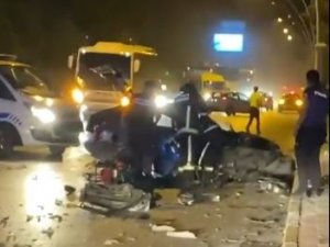 Yeğenlerini Otogardan Yolcu Eden Çift Eve Dönüş Yolundaki Kazada Can Verdi