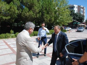 Veysel Eroğlu’ndan, Başkan Akçadurak’a Ziyaret