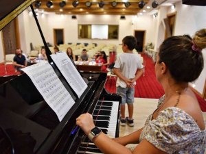 Konyaaltı’nda Müzik Akademisi Seçmelerine Yoğun İlgi