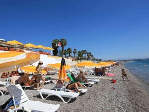 Büyükşehir’den Konyaaltı Sahili’ne Yeni Bir Sosyal Tesis