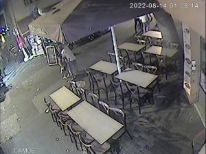 Büyükada’da Sokak Ortasında Kız Çocuğunu Kaçırmaya Çalıştı, Vatandaş Engelledi