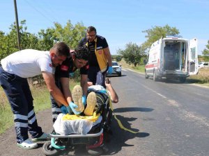 Edirne’de 2 Otomobilin Çarpışması Sonucu 4 Kişi Yaralandı