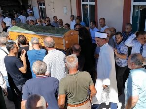 Öğrencilerden Öğretmenlerine Son Görev