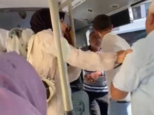 Halk Otobüsünde Ücretsiz Kart Kavgası Kamerada
