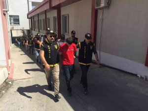 Yaklaşık 450 Bin Lira Değerinde Malzeme Çalan 12 Zanlı Yakalandı