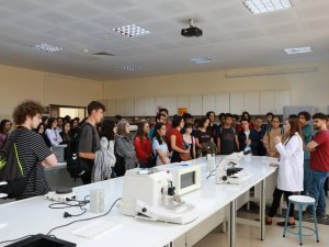 Tıp Fakültesi Birinci Sınıf Öğrencileri, Oryantasyon Eğitimleri Çerçevesinde Kurumu Tanıyor