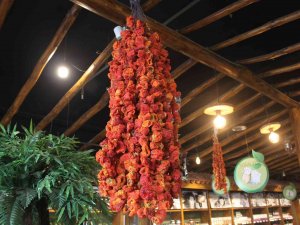 Kışlık Yiyecekler Raflardaki Yerini Almaya Başladı