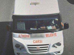 Hem Yolcu Hem Uyuşturucu Taşımış