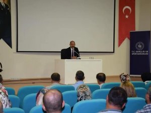 Yurt Görevlileri İle Değerlendirme Toplantısı