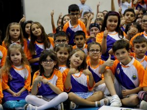 Yaz Spor Okullarına Coşkulu Final: 2 Bin 902 Sporcu Sertifikalarını Aldı